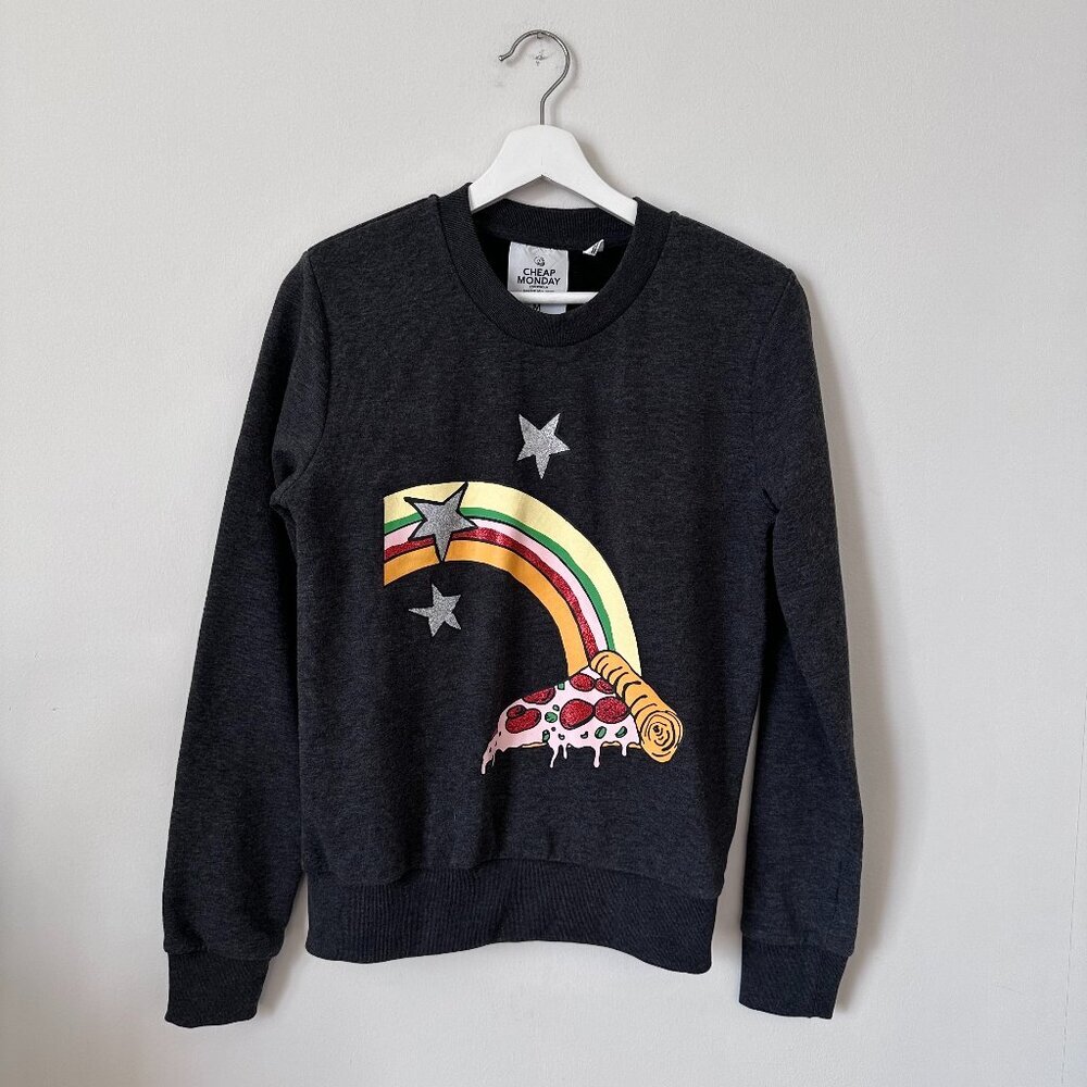 Cheap Monday Graphic Sweatshirt Pizza Rainbow Star Gray Crewneck Size M
